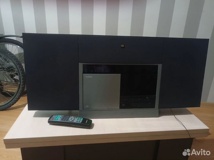 Музыкальный центр