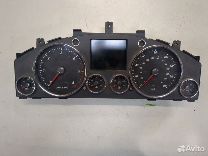 Щиток приборов Volkswagen Touareg, 2005