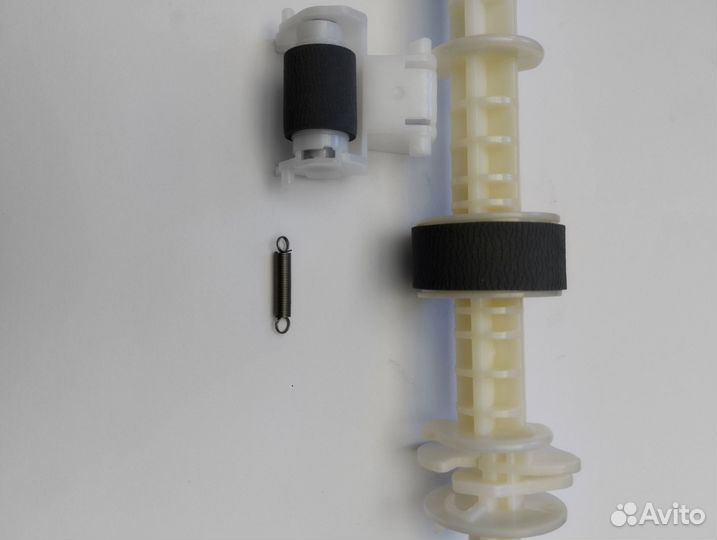 Ролик захвата и отделения на Epson L800 в сборе