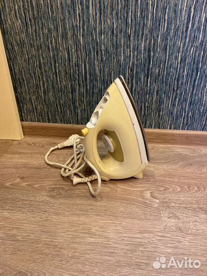 Утюг Scarlett б/у