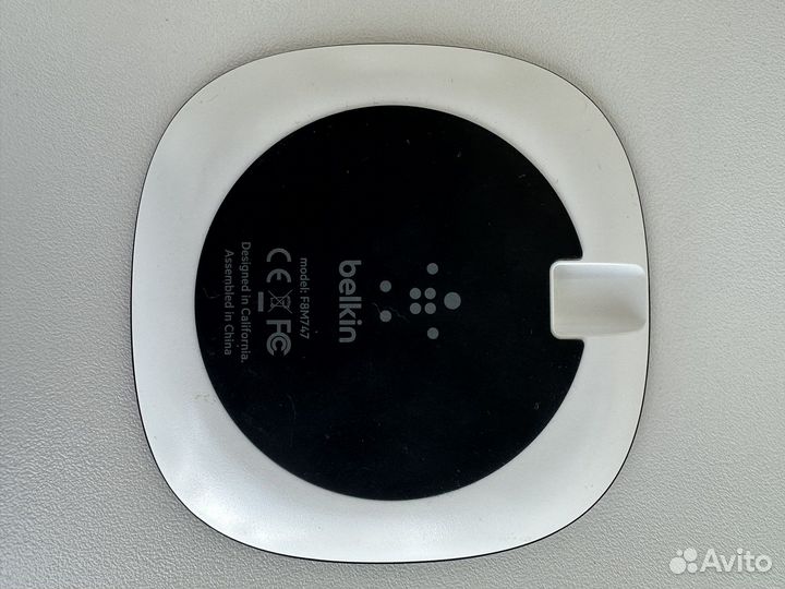 Беспроводная зарядка belkin