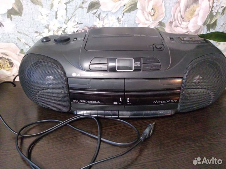 Магнитофон LG (кассета и CD диск). Нужен ремонт