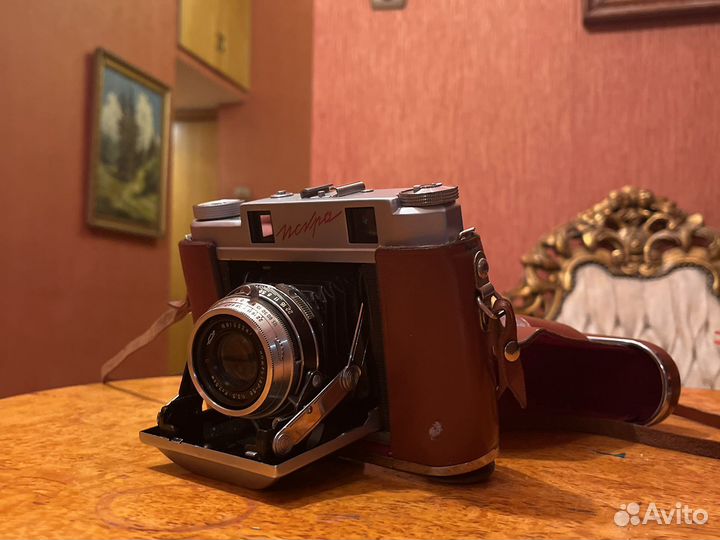 Пленочный фотоаппарат искра