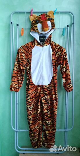 Новогодний костюм кигуруми тигра на 4-5лет 100-110