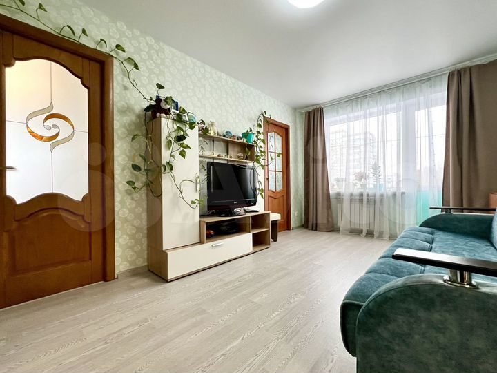 4-к. квартира, 58,5 м², 2/5 эт.