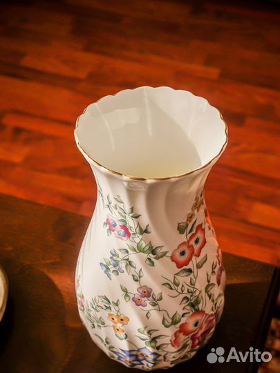 Винтажная ваза Wedgwood 