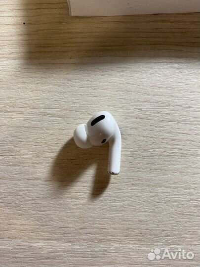 Airpods Pro правый наушник (оригинал)