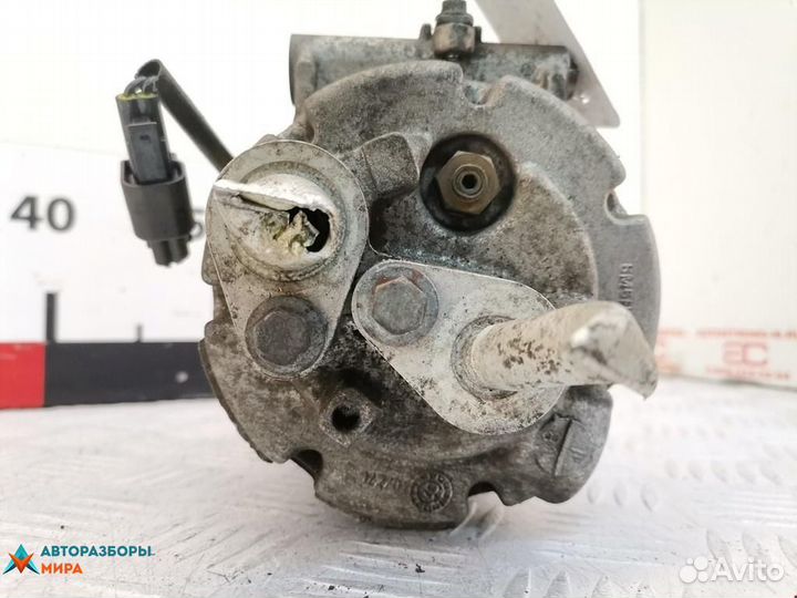 Компрессор кондиционера Ford Focus 2 2007 1678412