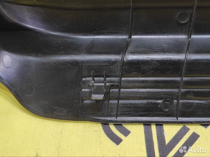 Накладка на порог внешняя передняя правая Subaru