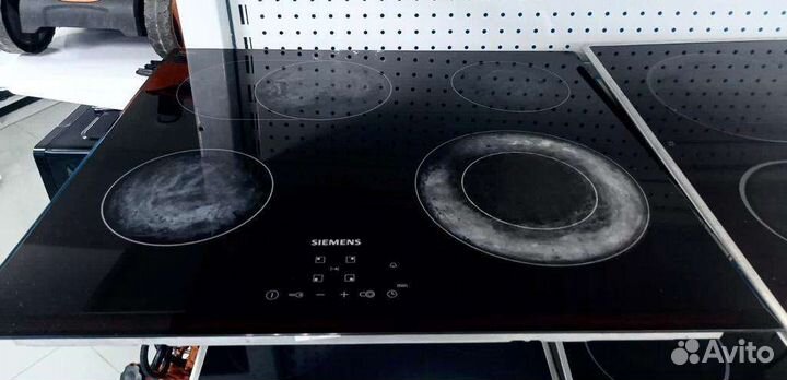 Электрическая варочная панель Siemens ET651BN17R
