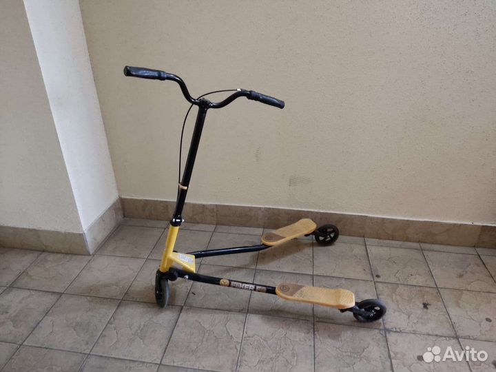 Инерционный самокат Fliker F3