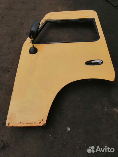 Водительская дверь на Hyundai County