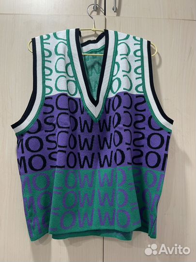 Жилетка женская вязаная