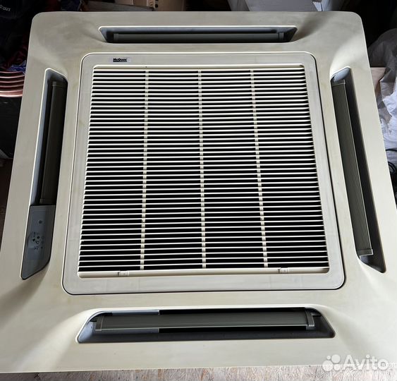 Кондиционер кассетный 48 потолочный