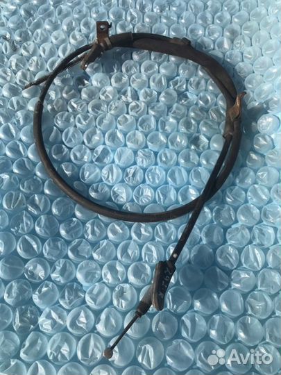 Трос ручника правый Acura Tl UA6 J32 2004