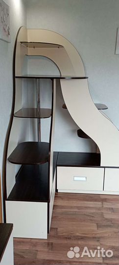 Стенка угловая