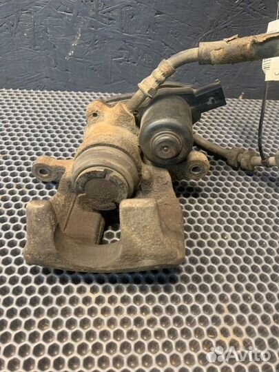 Суппорт тормозной задний Audi A6 C7 cdnb 2014