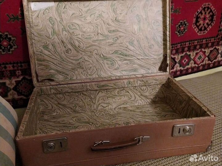 Чемодан времен СССР