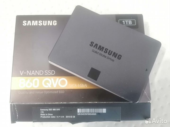 Жесткий диск ssd Samsung 860 QVO 1 TB