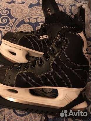 Коньки хоккейные