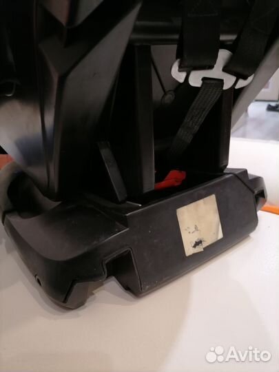 Детское удерживающее кресло