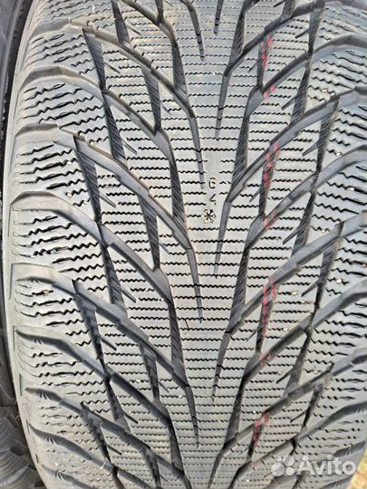 Nokian Tyres Hakkapeliitta R2 235/55 R17 103R