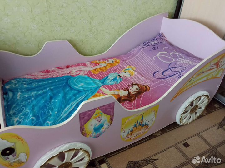 Кровать карета