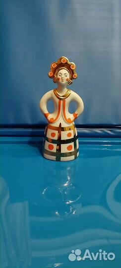 Фарфоровые статуэтки