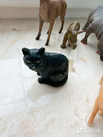 Набор фигурок животных