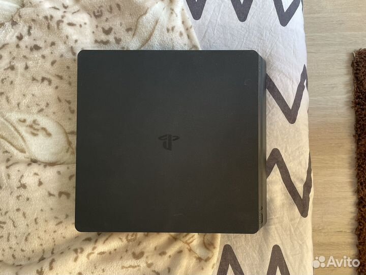 Sony PS4 slim 1tb