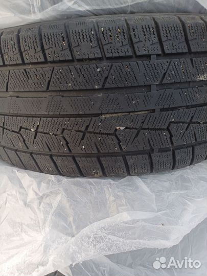 Roadstone ST-701 275/45 R20 35P