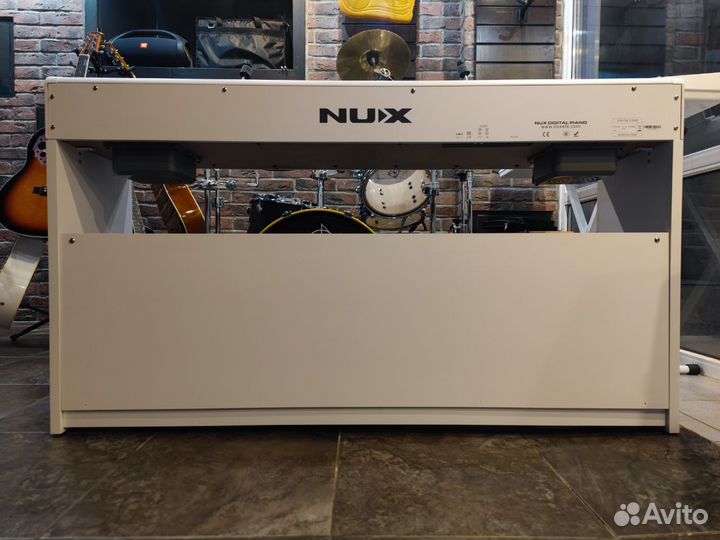 Цифровое Пианино NUX-310 (полный комплект)