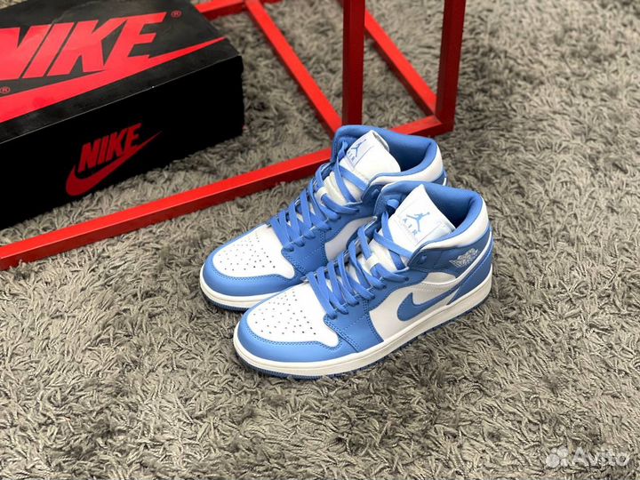 Кроссовки Nike Air Jordan 1 Mid Unc Blue