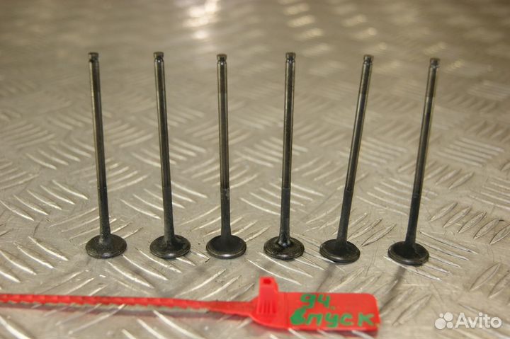 Клапан впускной Kawasaki ZRX400