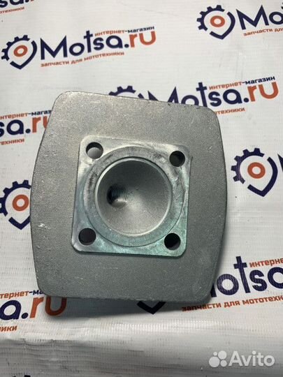 Головка цилиндра F80 (отверстие под свечу под угло