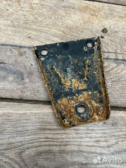 Кронштейн Subaru Impreza GF6 EJ18E 1999