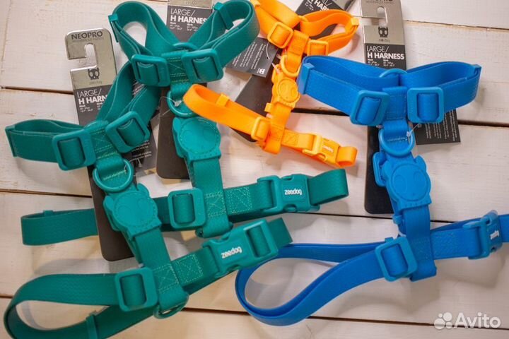 Шлейки, ошейники, поводки zeedog