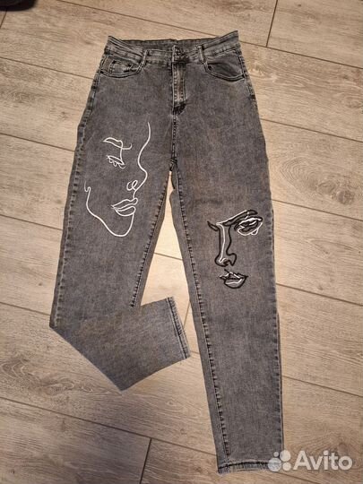 Джинсы