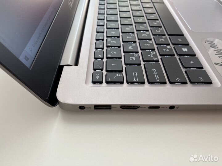 Ноутбук Asus Ux310