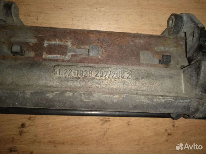 Ручка двери задняя левая bmw 5 E34 бмв 5 E34