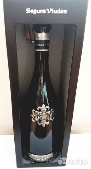 Бутылка черная Испания для коллекции