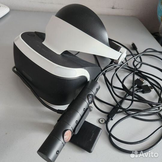 Sony playstation 4 бу вместе с играми и vr очками