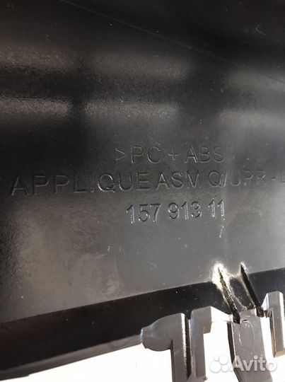 Накладка двери багажника Cadillac Escalade III