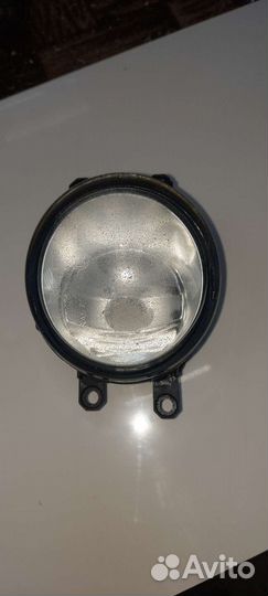 Туманка правая есть подушк двигателя,подкрылок ле