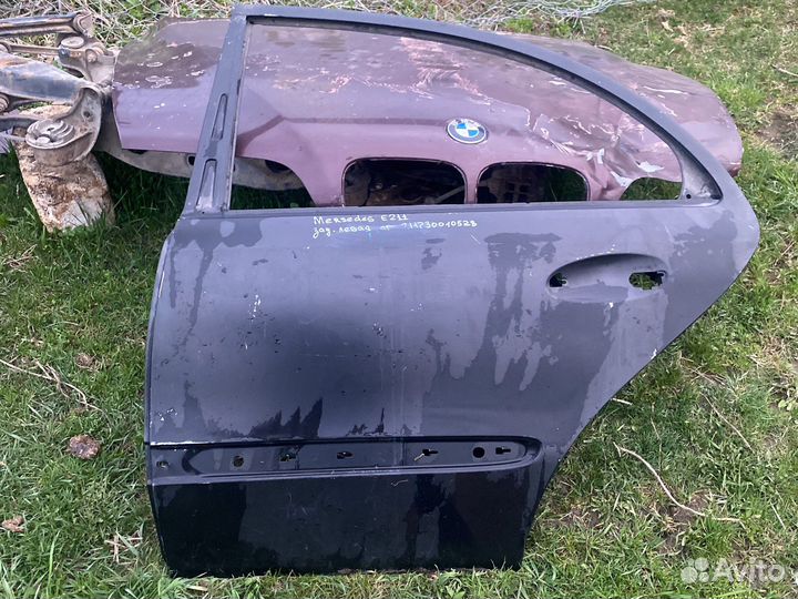 Заднне левая дверь новая Мерседес w211