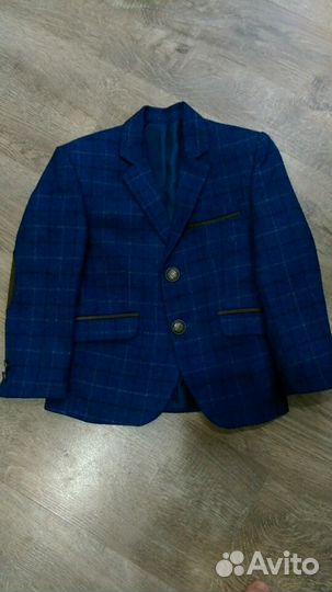 Пиджак на мальчика до 105см ростом