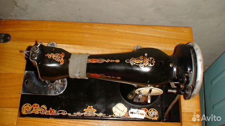 Швейная машина