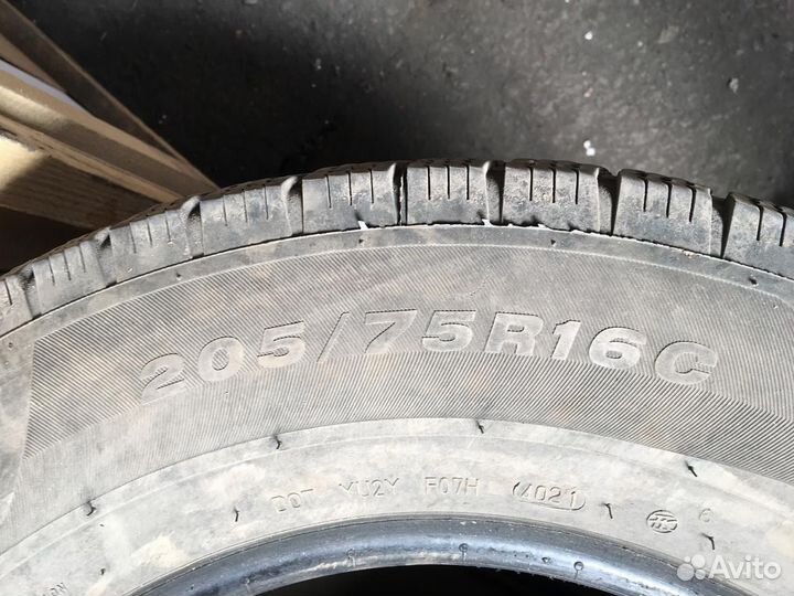 Viatti Brina 205/70 R16C 110R