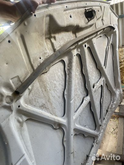 Капот Toyota Carina AT210 211 212