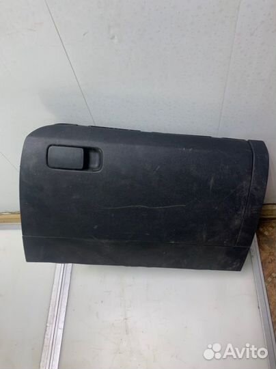 Бардачок Volkswagen Polo 2012